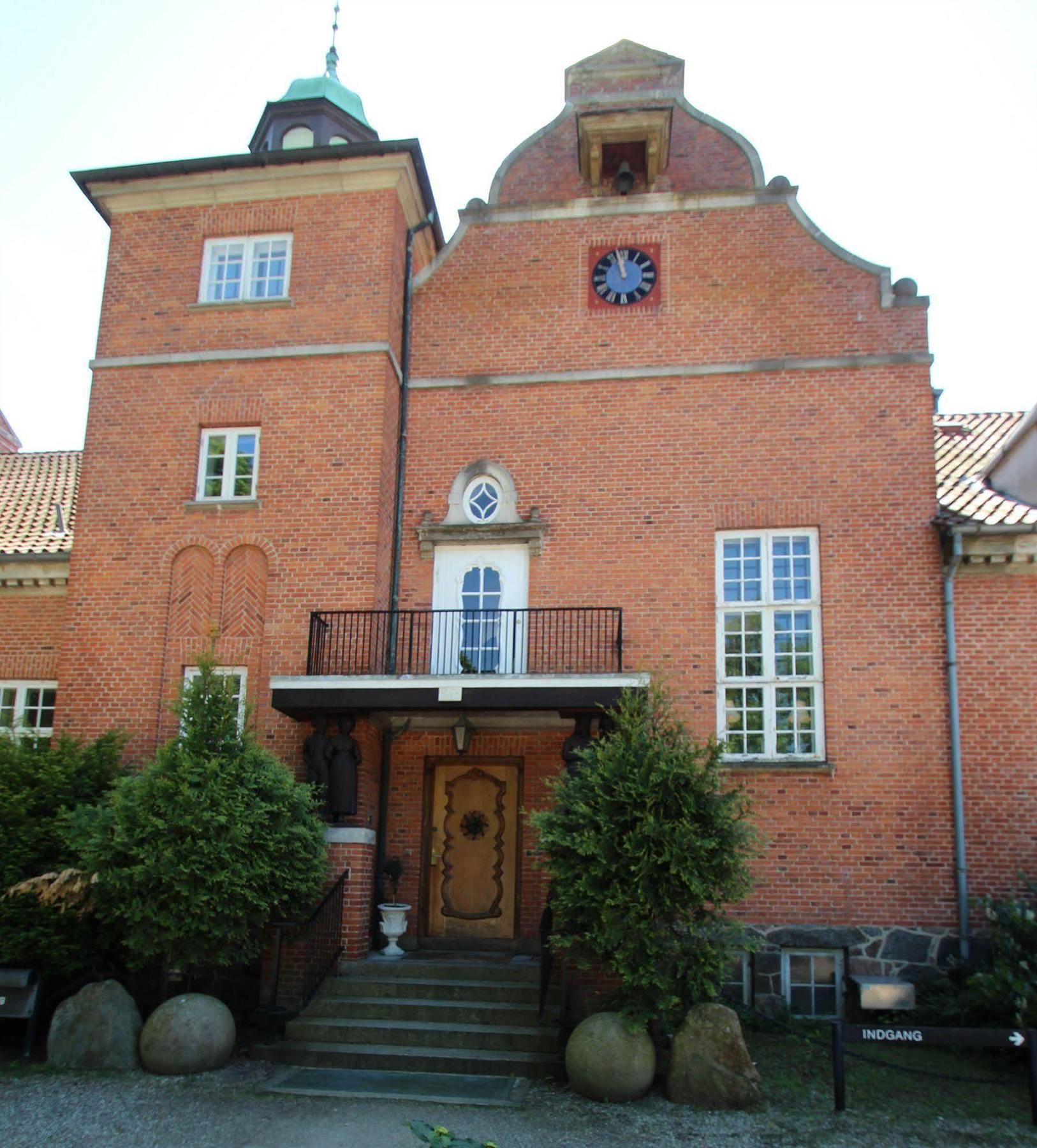 Sauntehus Castle Hotel Hornbæk Exterior foto