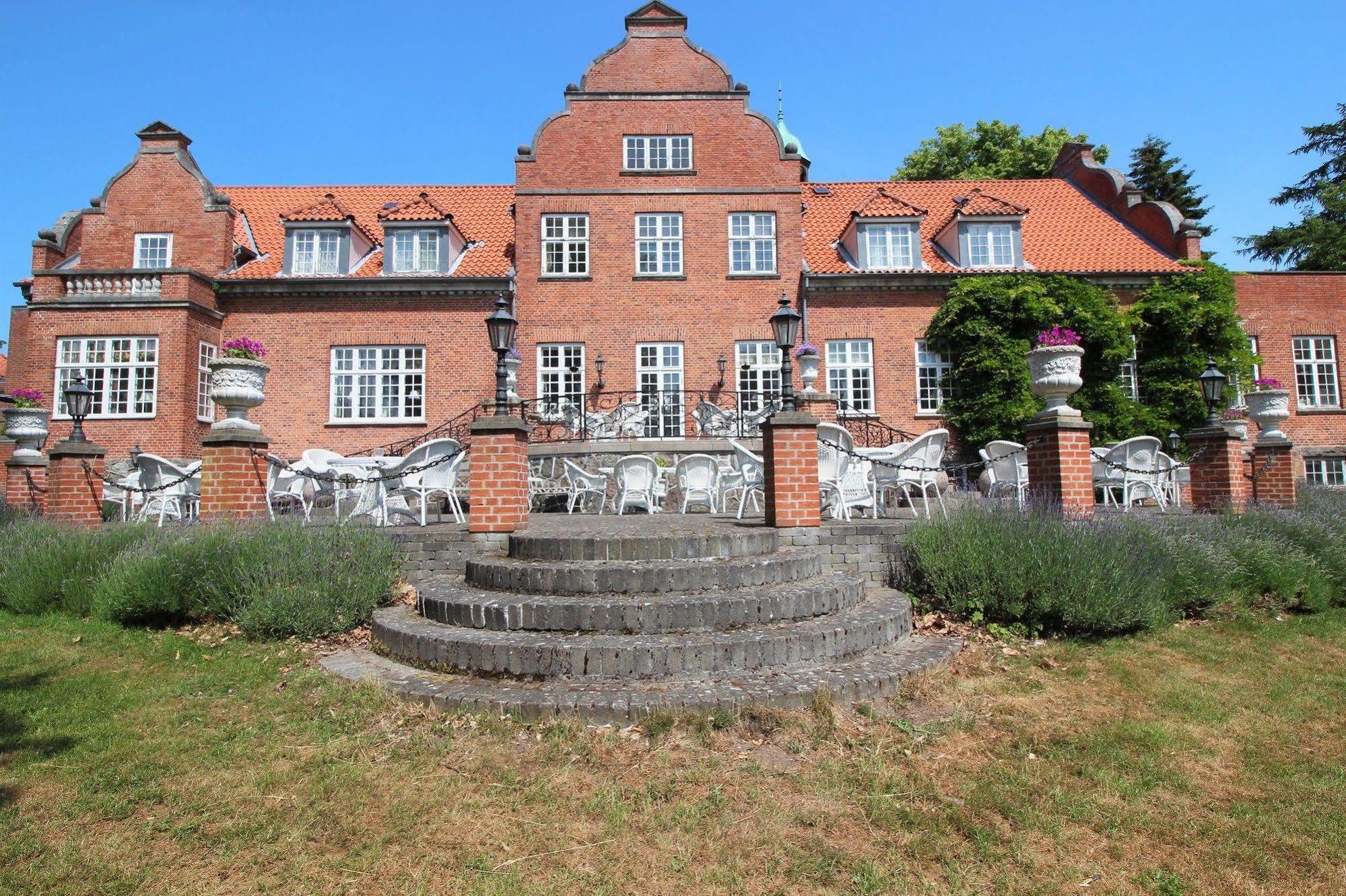 Sauntehus Castle Hotel Hornbæk Exterior foto