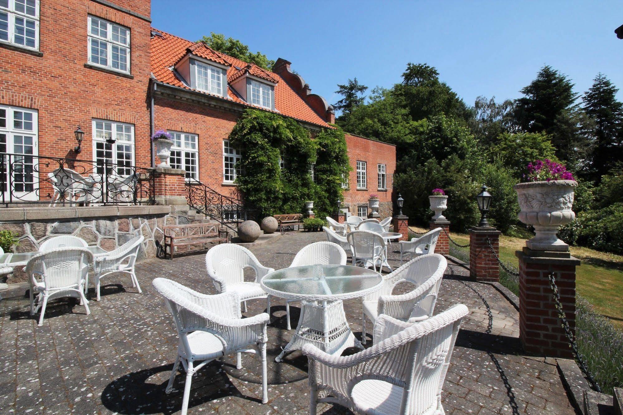 Sauntehus Castle Hotel Hornbæk Exterior foto