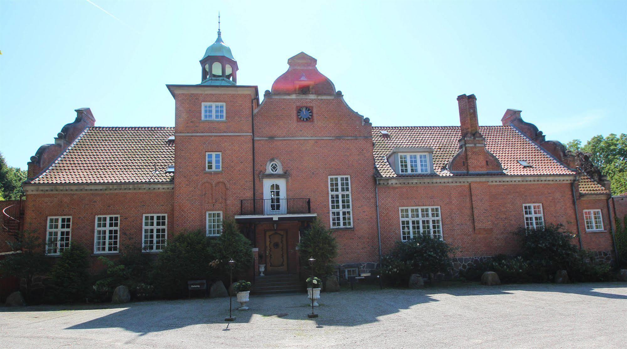 Sauntehus Castle Hotel Hornbæk Exterior foto